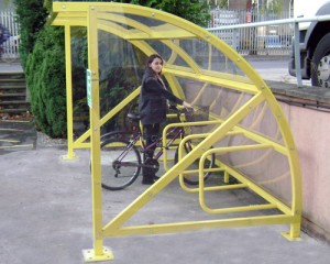 Alpha Tep iR8 Cycle Shelter Alpha Tep iR8 Cycle Shelter